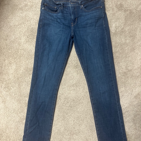Levi’s 312’s - Picture 2 of 4